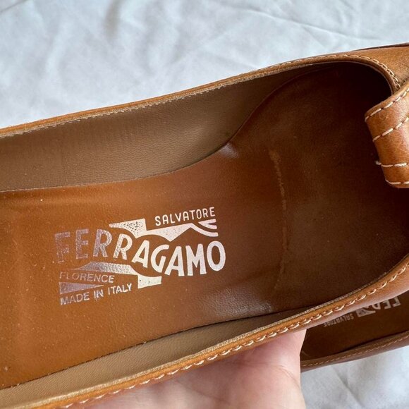 ferragamo brown leather kitten heels - Picture 4 of 6